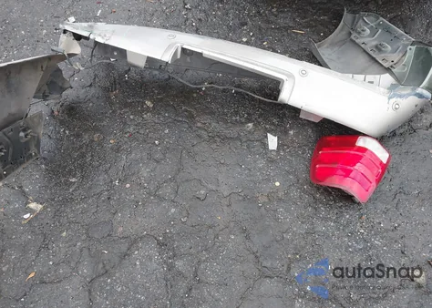 2004 Ford Expedition Eddie Bauer from USA, damaged, VIN 1FMFU17L54LB81875